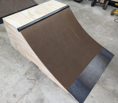 2' Quarter Pipe - Stencil