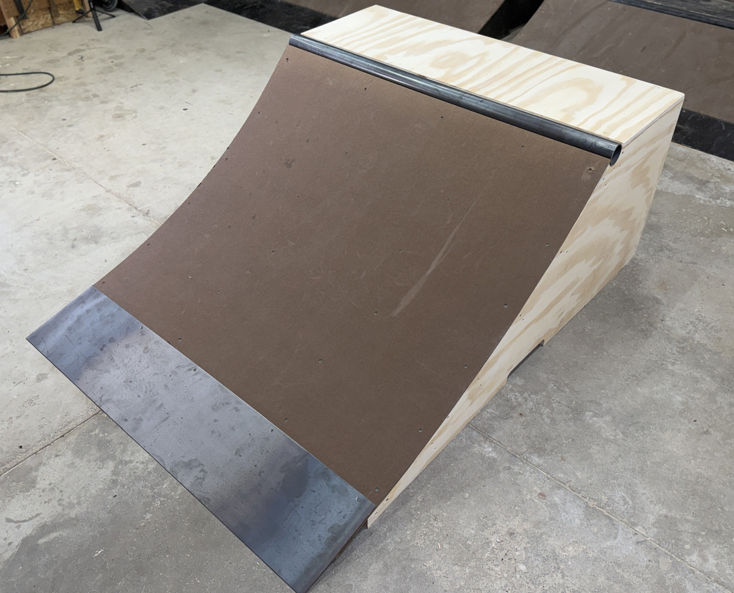 2' Quarter Pipe - Stencil